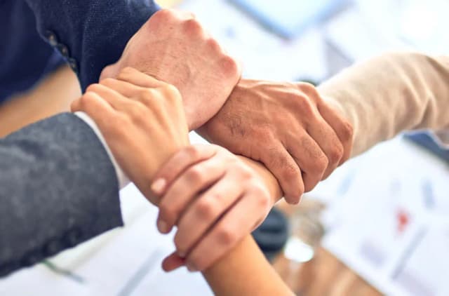 Partnerzy biznesowi z Belgii: jak nawiązać owocną współpracę Partnerzy biznesowi z Belgii: jak nawiązać owocną współpracę