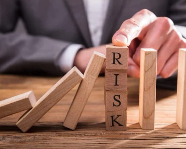 Filozofia ryzyka: Czym jest niepewność i dlaczego odgrywa kluczową rolę w naszym życiu? Filozofia ryzyka: Czym jest niepewność i dlaczego odgrywa kluczową rolę w naszym życiu?