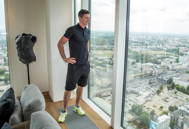 Gdzie mieszka Robert Lewandowski? Sprawdź jego aktualne miejsce zamieszkania! Gdzie mieszka Robert Lewandowski? Sprawdź jego aktualne miejsce zamieszkania!