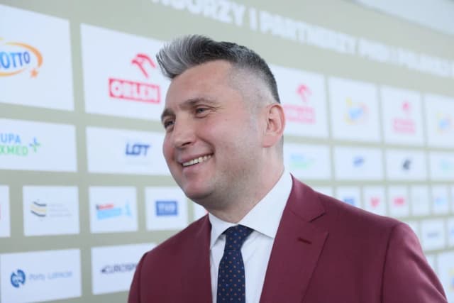 Radosław Piesiewicz: Kariera i Osiągnięcia Prezesa PKOl Radosław Piesiewicz: Kariera i Osiągnięcia Prezesa PKOl