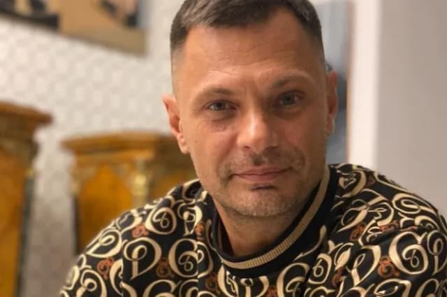 Megakot, kim jest naprawdę? Tajemnicza postać polskiego show-biznesu Megakot, kim jest naprawdę? Tajemnicza postać polskiego show-biznesu