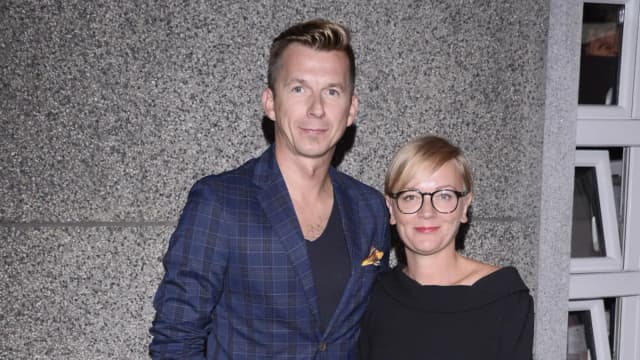 Kim jest żona Karola Okrasy? Poznaj Monikę i ich rodzinę Kim jest żona Karola Okrasy? Poznaj Monikę i ich rodzinę