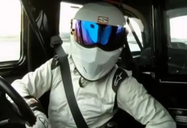 Kim jest Stig z Top Gear? Tajemnica tożsamości i rola w programie Kim jest Stig z Top Gear? Tajemnica tożsamości i rola w programie