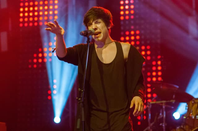 Kim jest idol? Fenomen popularności i wpływ na kulturę Kim jest idol? Fenomen popularności i wpływ na kulturę