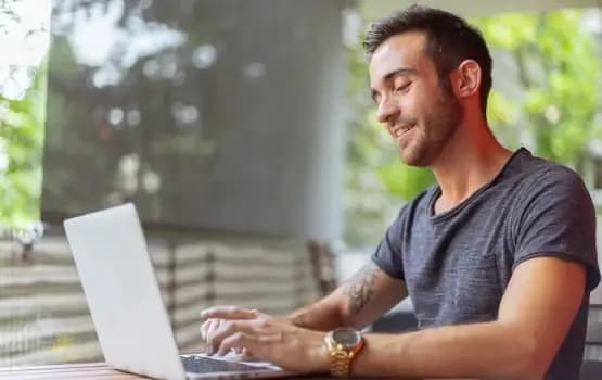 Równowaga między grami a życiem: wskazówki dotyczące prowadzenia zdrowego stylu życia Równowaga między grami a życiem: wskazówki dotyczące prowadzenia zdrowego stylu życia